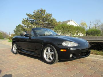 Mazda Miata Convertible, 2001