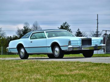 Lincoln Continental, 1975