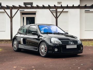 Renault Clio V6 255, 2004