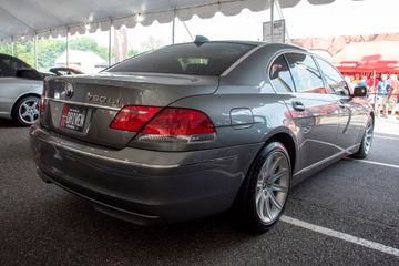 BMW 750Li, 2006