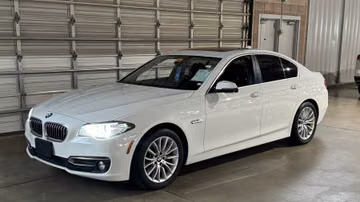 BMW 528i Sedan, 2015