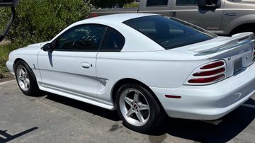 Ford Mustang SVT Cobra, 1995