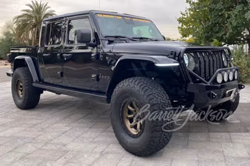 JEEP GLADIATOR CUSTOM PICKUP, 2020