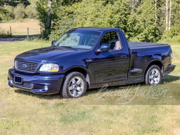 FORD F-150 LIGHTNING PICKUP, 2002