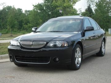 Lincoln LS V8 (284 PS) specs