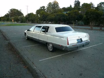 Cadillac Fleetwood Limo, 1996