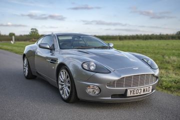 Aston Martin V12 Vanquish, 2003