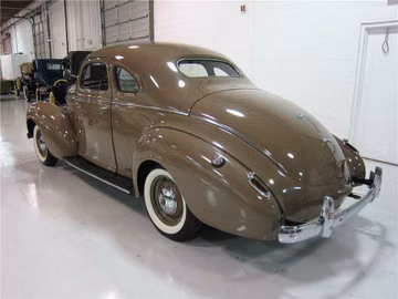 CHRYSLER ROYAL WINDSOR BUSINESS COUPE, 1939
