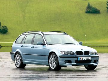 BMW 325i Touring (E46) specs
