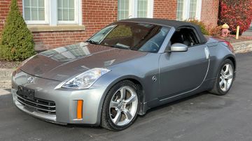 Nissan 350Z Convertible, 2006