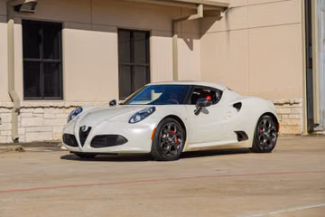 Alfa Romeo 4C, 2015
