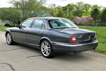 JAGUAR XJR, 2004
