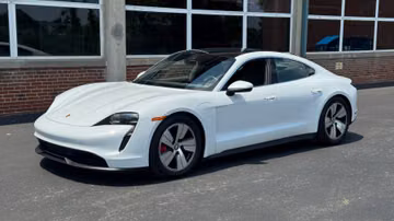 Porsche Taycan 4S, 2020