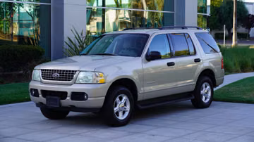 Ford Explorer XLT, 2004