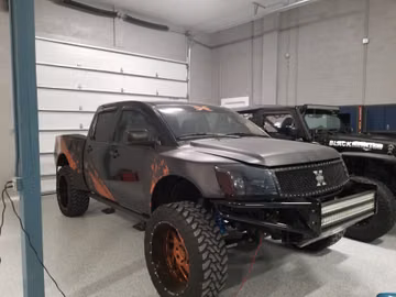 Nissan Titan Pickup, 2015