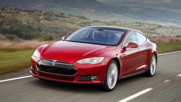 Tesla Model S 90D specs