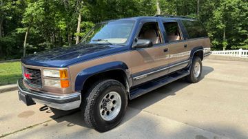 GMC Suburban 2500 SLE, 1995