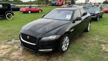 Jaguar XF Sedan, 2017