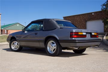 FORD MUSTANG GT CONVERTIBLE, 1983