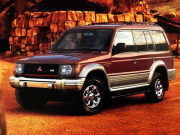 Mitsubishi Montero 3.0 (Mk II) specs