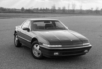 مواصفات Buick Reatta (165 حصان)