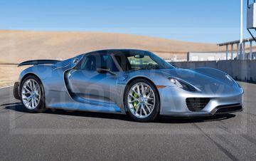 Porsche 918 Spyder Weissach, 2015