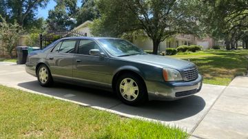 Cadillac DeVille, 2004