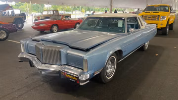 Chrysler New Yorker, 1977