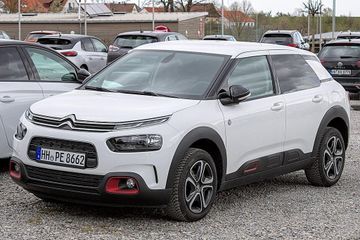 Citroen C4 Cactus 1.6 THP (Mk II) specs