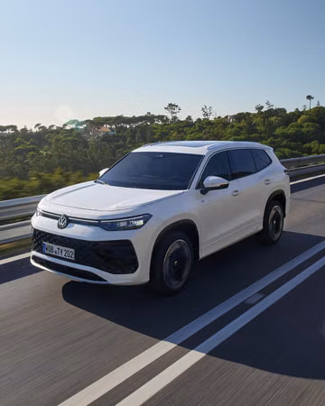 VW Tayron 2.0 TSI 4Motion (265 PS) specs