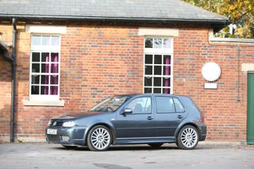 Volkswagen Golf R32, 2003