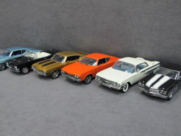 Six (6) 1/24 Scale Franklin Mint Cars