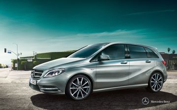 Mercedes-Benz B 250 (W246) specs