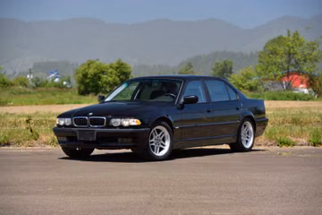 BMW 750iL Sedan, 2001