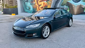 Tesla Model S 60 Sedan, 2014