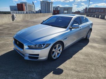 Jaguar XE Sedan, 2018