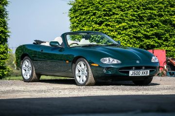 Jaguar XK8 (X100) Convertible, 1997