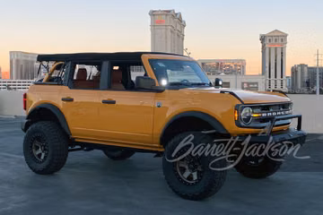 FORD BRONCO CUSTOM SUV, 2022