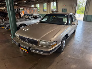 Buick LeSabre Limited Sedan, 1994