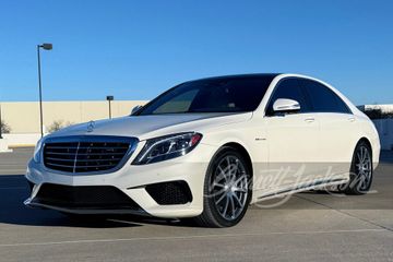 MERCEDES-BENZ S63, 2015