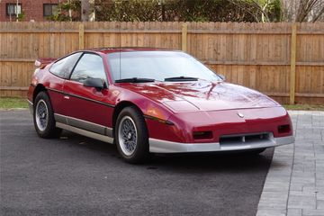 PONTIAC FIERO GT, 1987