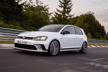 VW Golf GTI Clubsport S (Mk VII) specs