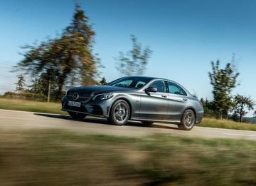 Mercedes-Benz C 300 de (W205) specs