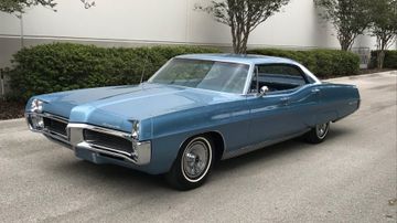 Pontiac Bonneville Sedan, 1967