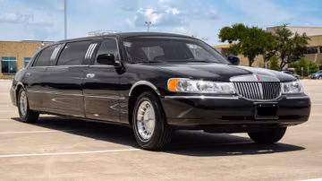 Lincoln Town Car Limousine, 1999