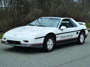 Pontiac Fiero SE, 1984