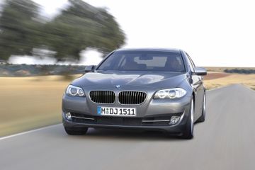 BMW 523i (F10) specs