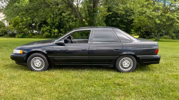 Ford Taurus SHO Sedan, 1989