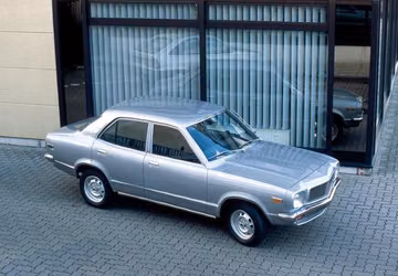 Mazda 818 1600 specs
