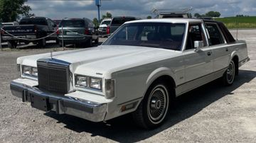Lincoln Continental, 1988